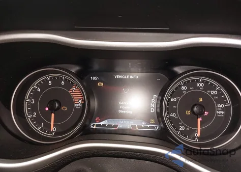 2017 Jeep Cherokee Trailhawk 4X4 from USA, damaged, VIN 1C4PJMBS1HW512926